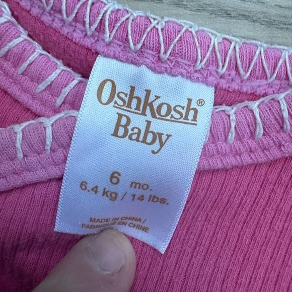 Vintage OshKosh Baby Footed Pajamas | 6 Months | Pink Retro Sleeper - Picture 8 of 8